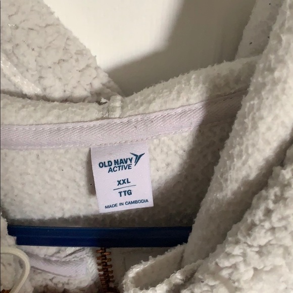 white fluffy sweater - Picture 3 of 3